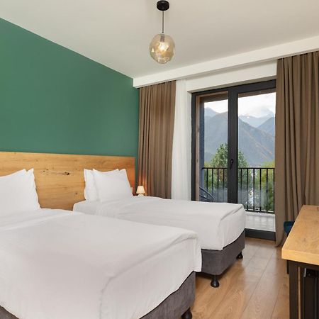 Intourist Kazbegi Hotel Exterior photo