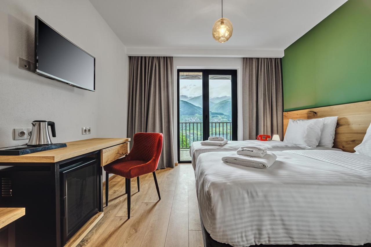 Intourist Kazbegi Hotel Exterior photo