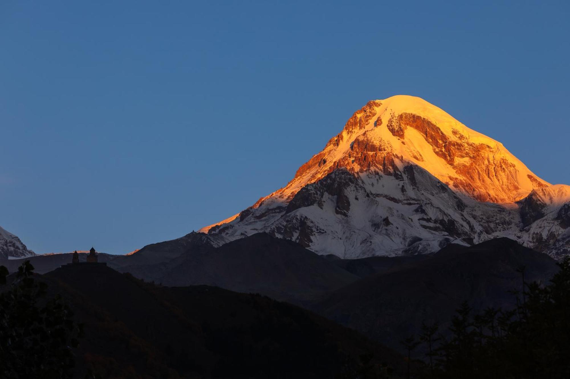 Intourist Kazbegi Hotel Exterior photo