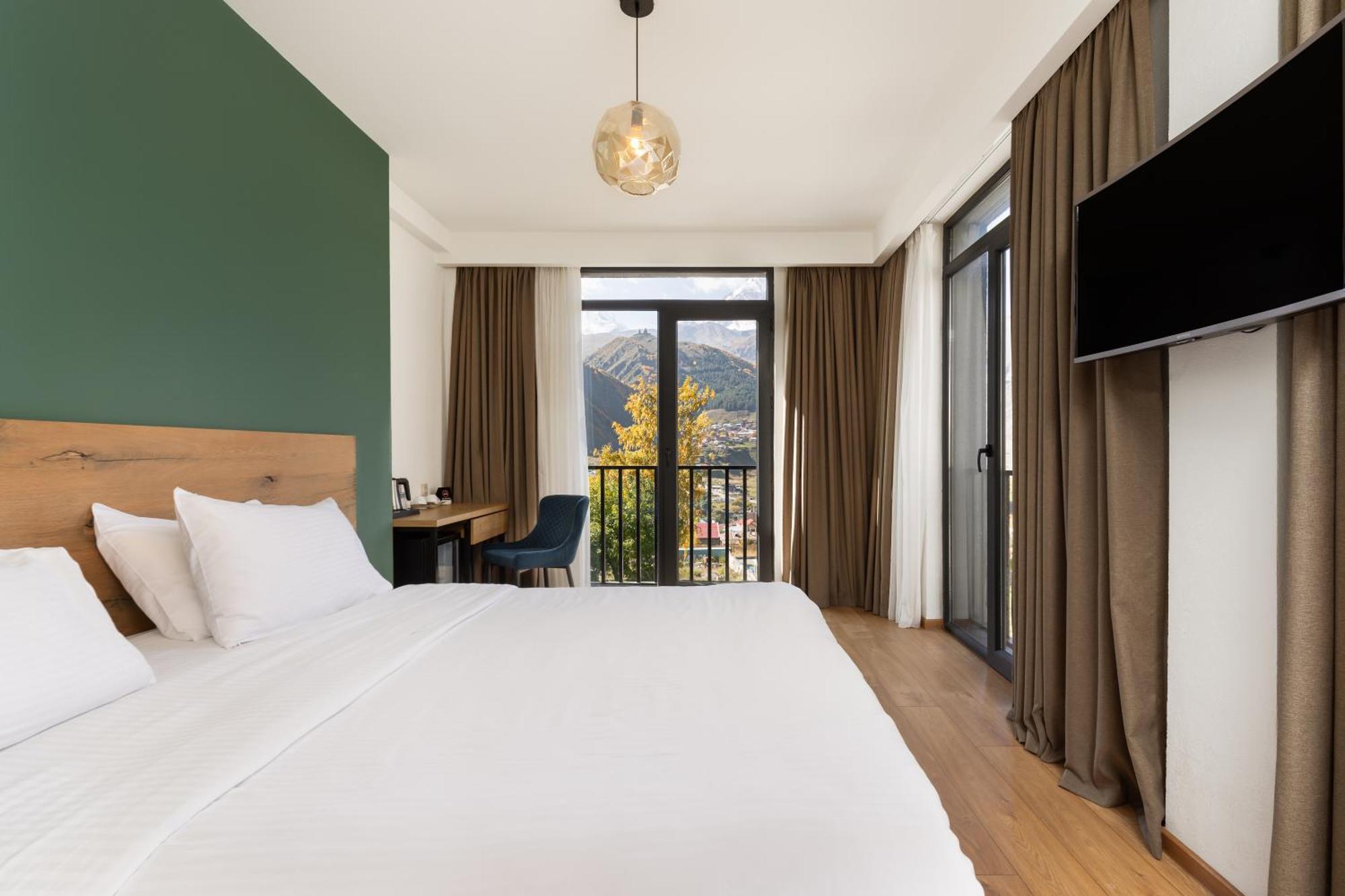 Intourist Kazbegi Hotel Exterior photo